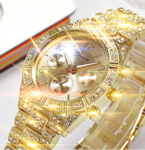 Women's Geneva Crystal Stainless Steel Quartz Analog Wrist Watch