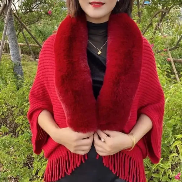 Knitted Fringed Fur-Neck Shawl