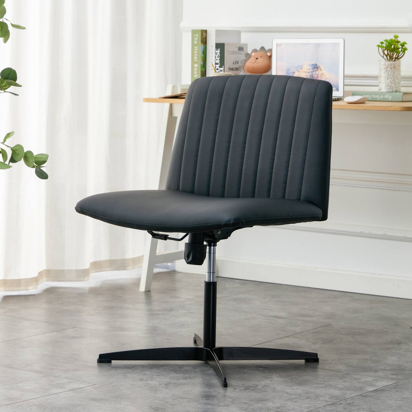 Office Chair-Black High Grade Pu Material-360 ° Swivel Cushion Chair