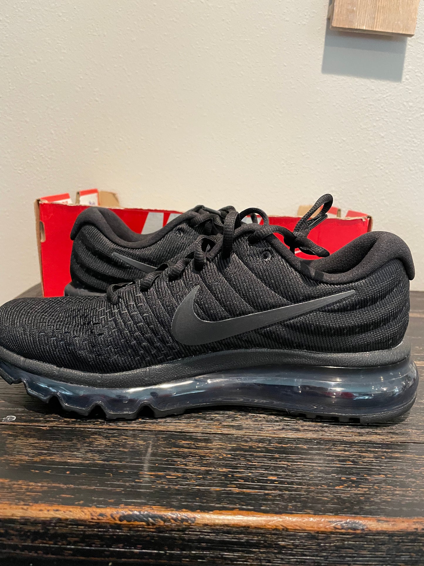 Women’s Nike Air Max 2017 Sneakers