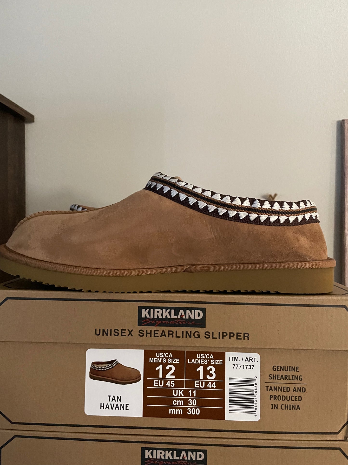 Kirkland Signature Shearling Unisex Slippers