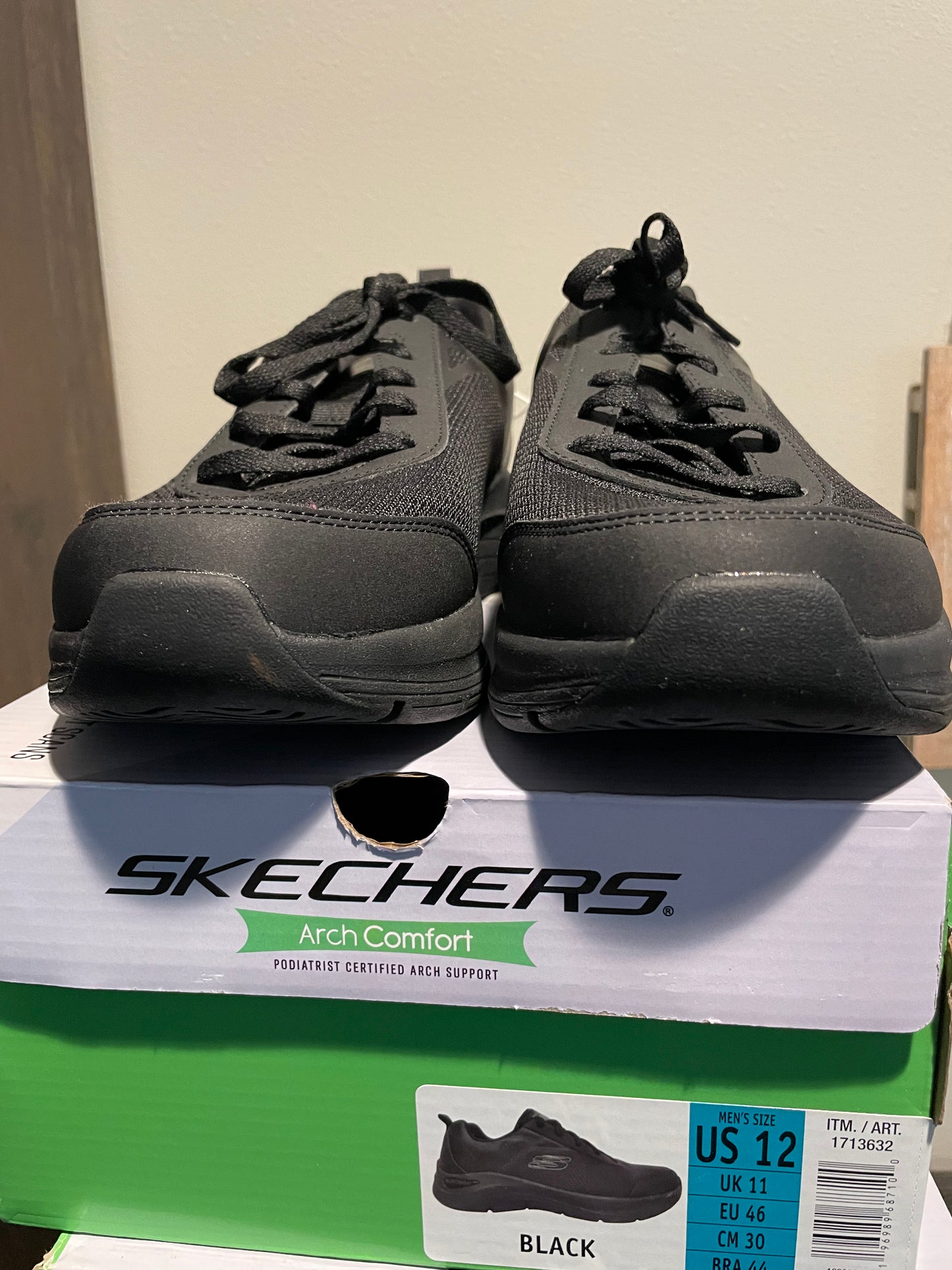 Men’s Skechers Arch Fit Sneakers