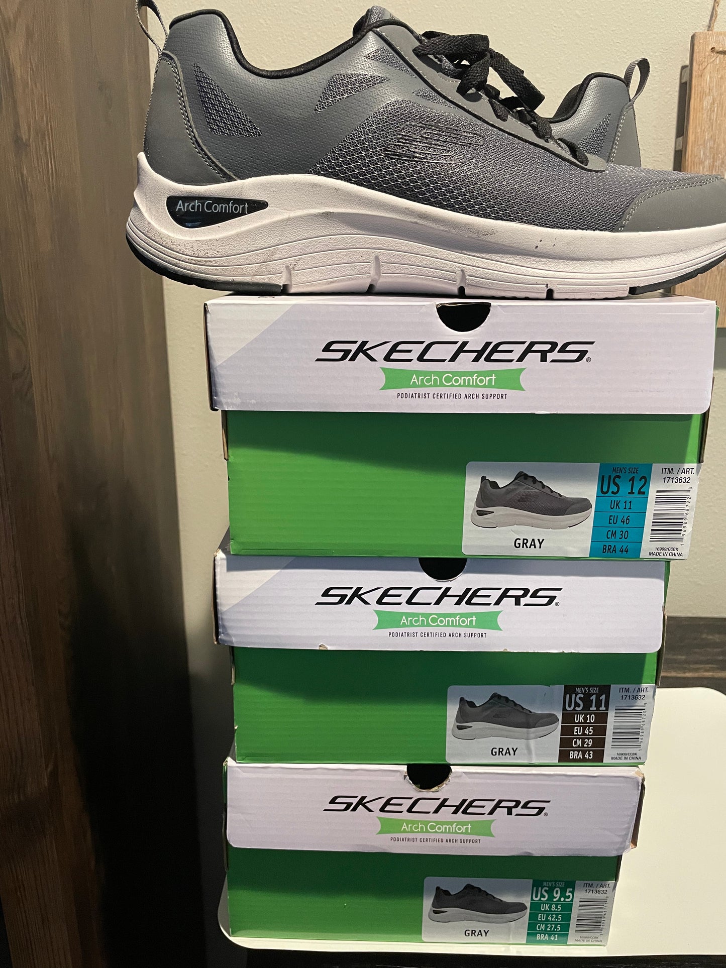 Men’s Skechers Arch Fit Sneakers