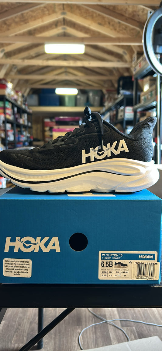 Women’s Hoka Clifton 10 Sneakers
